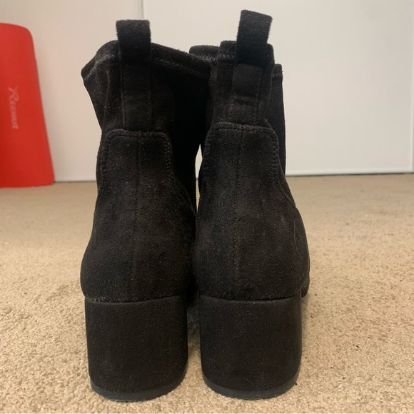 Faux suede booties - Picture 3 of 11